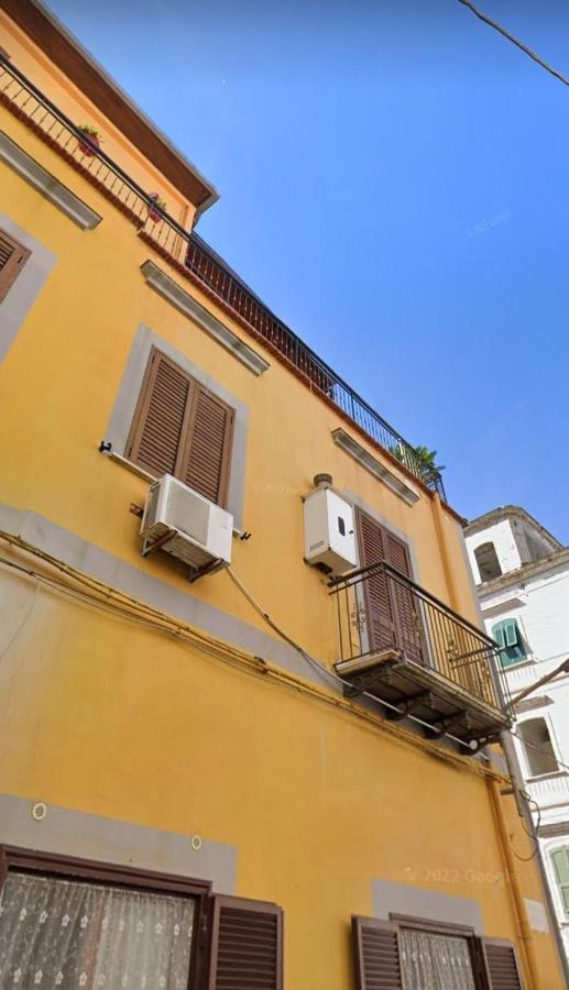 Casa Di Lucia Apartment Баколи Екстериор снимка