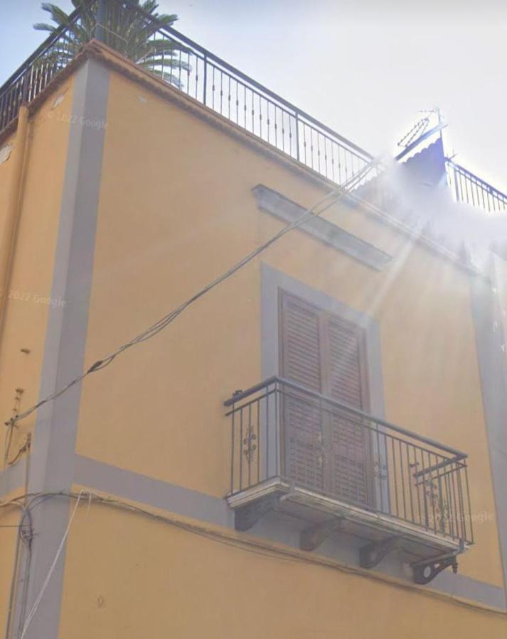 Casa Di Lucia Apartment Баколи Екстериор снимка